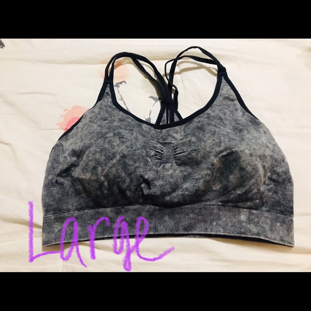 Large size, medium impact sports bra